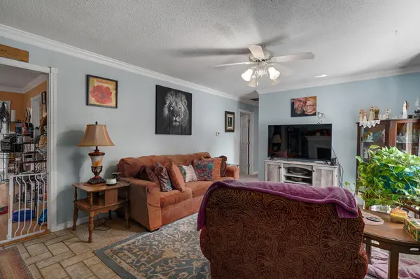2223 N Roosevelt AVE, Springfield, MO 65803