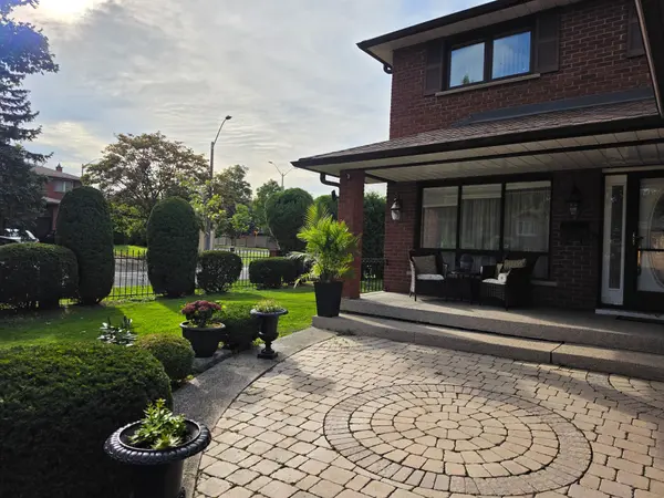 4260 Alta PL, Mississauga, ON L4Z 1P7