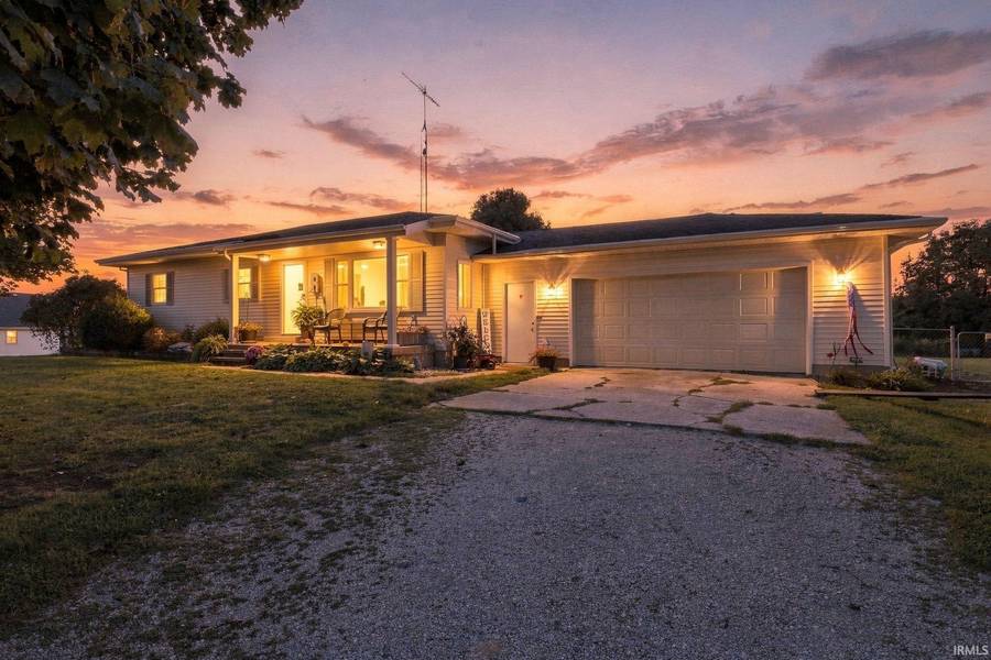 4905 N State Road 5 HWY, Shipshewana, IN 46565-9671