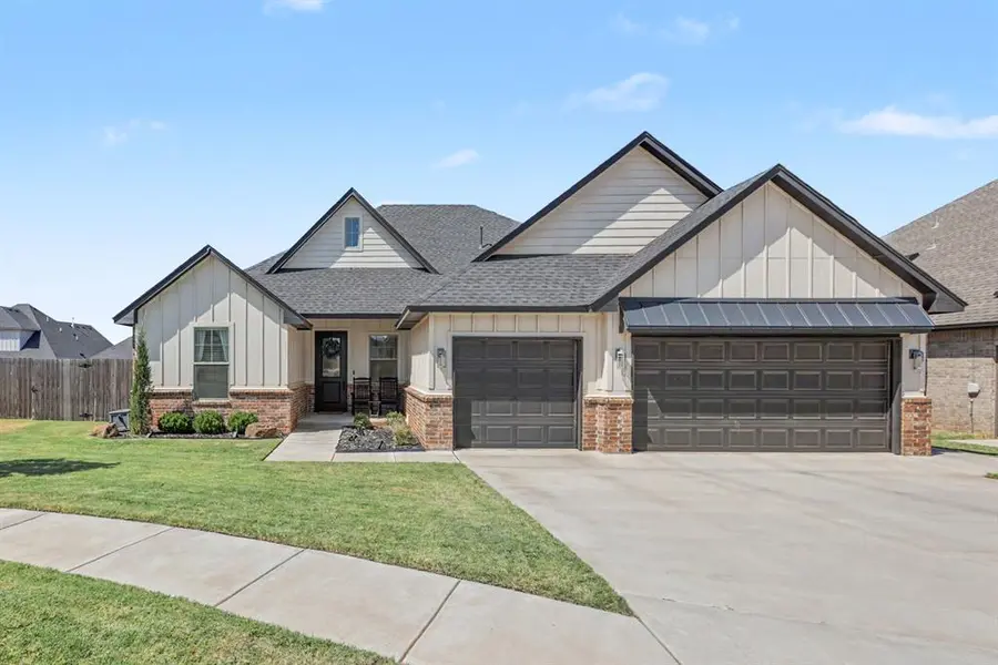 10701 Coeur CT, Yukon, OK 73099