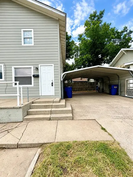 110 E Jenkins ST, El Reno, OK 73036