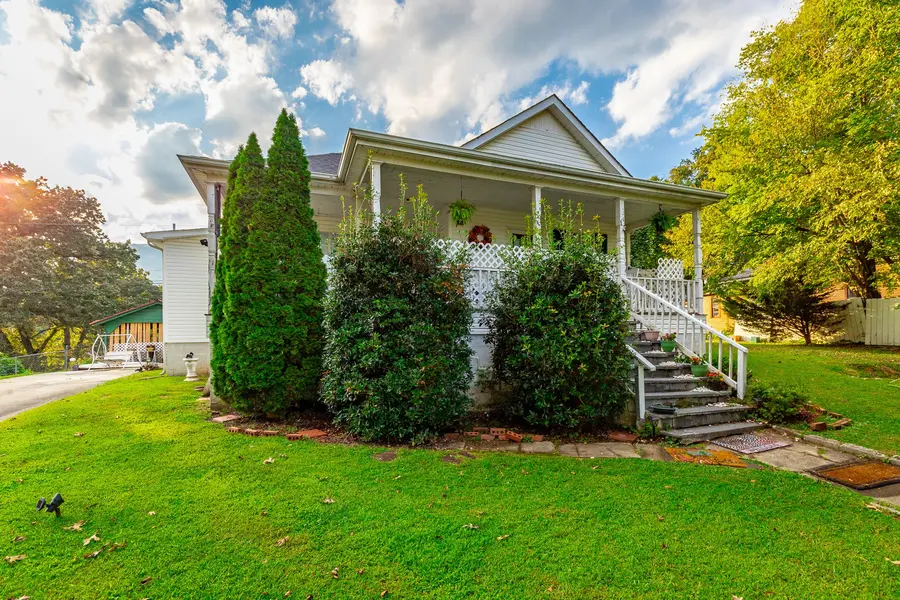 287 S Oak St, Whitwell, TN 37397