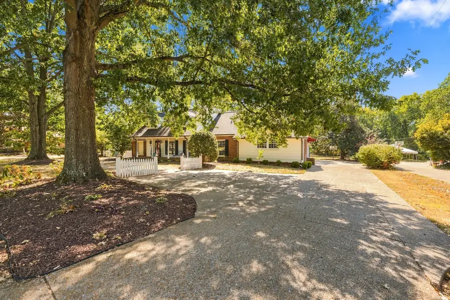 6229 Milbrook Rd, Brentwood, TN 37027