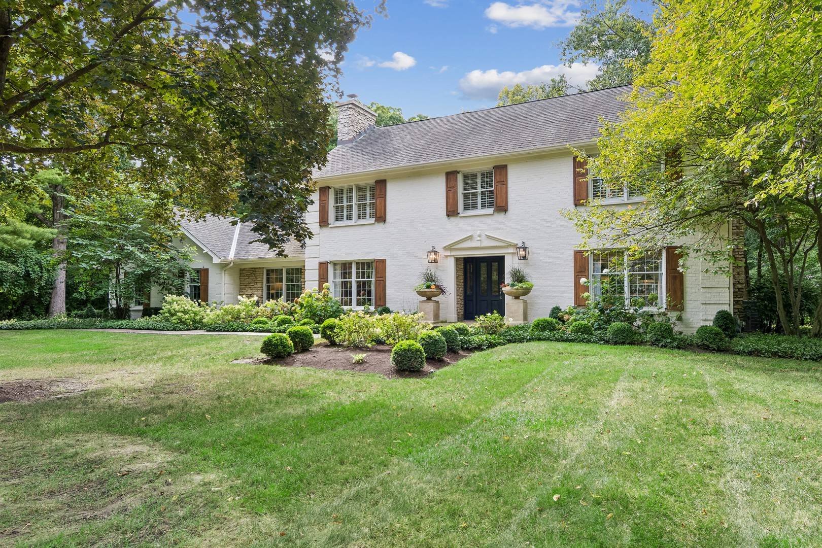 1830 Hampton CRSE, St. Charles, IL 60174