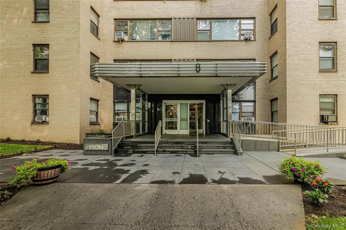 8 Fordham OVAL #16B, Bronx, NY 10468