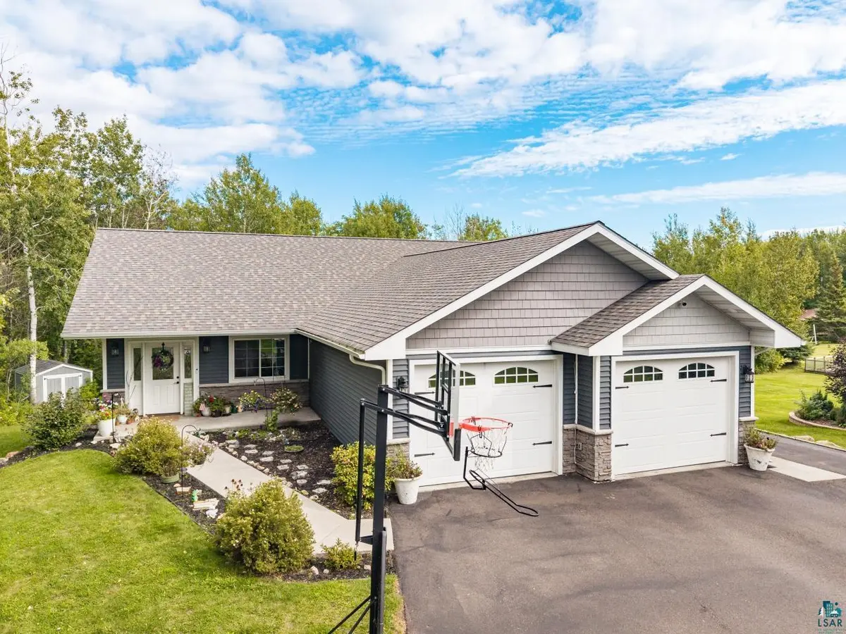 4378 Ugstad Rd, Hermantown, MN 55811