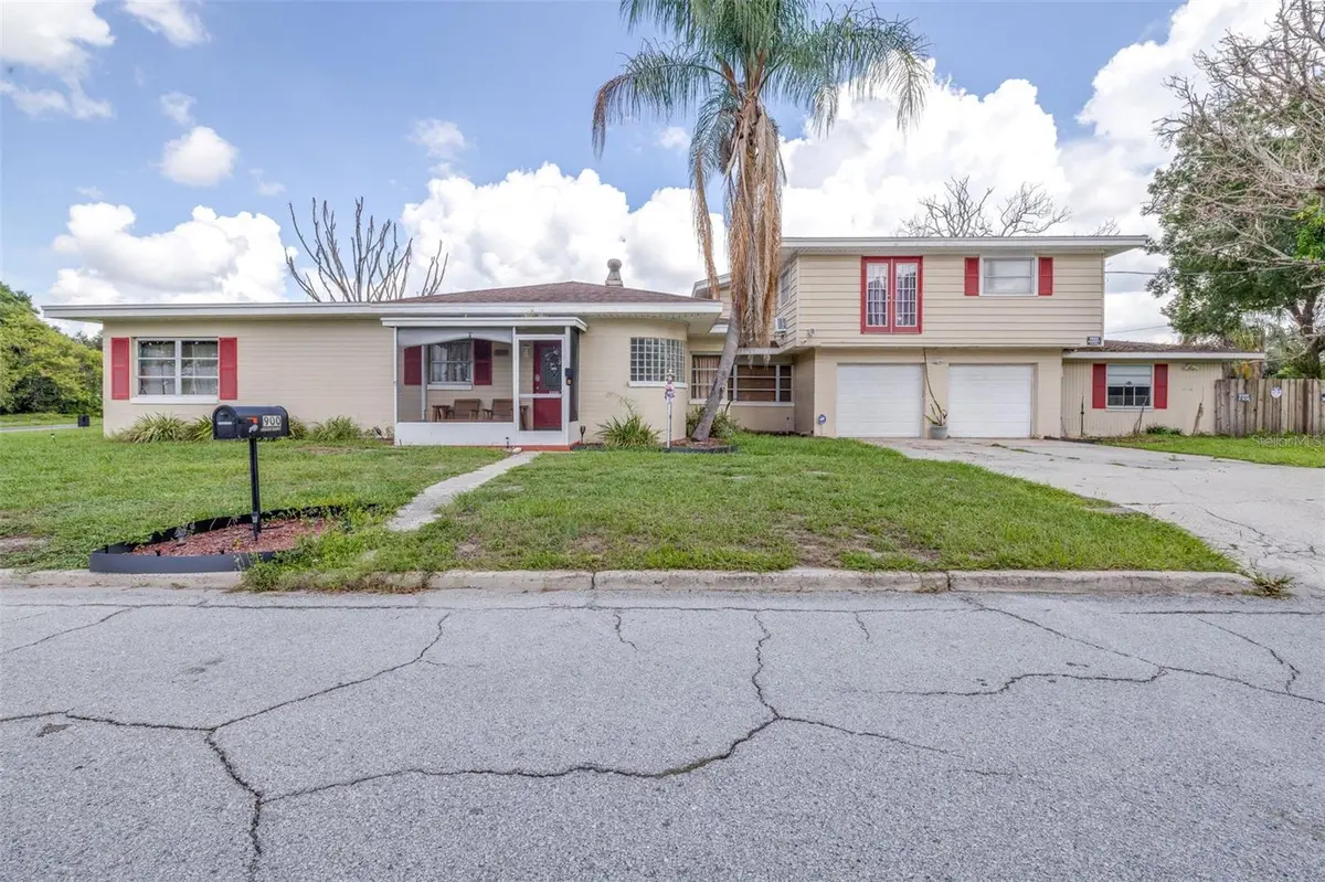 900 LAKE MARTHA DR NE, Winter Haven, FL 33881