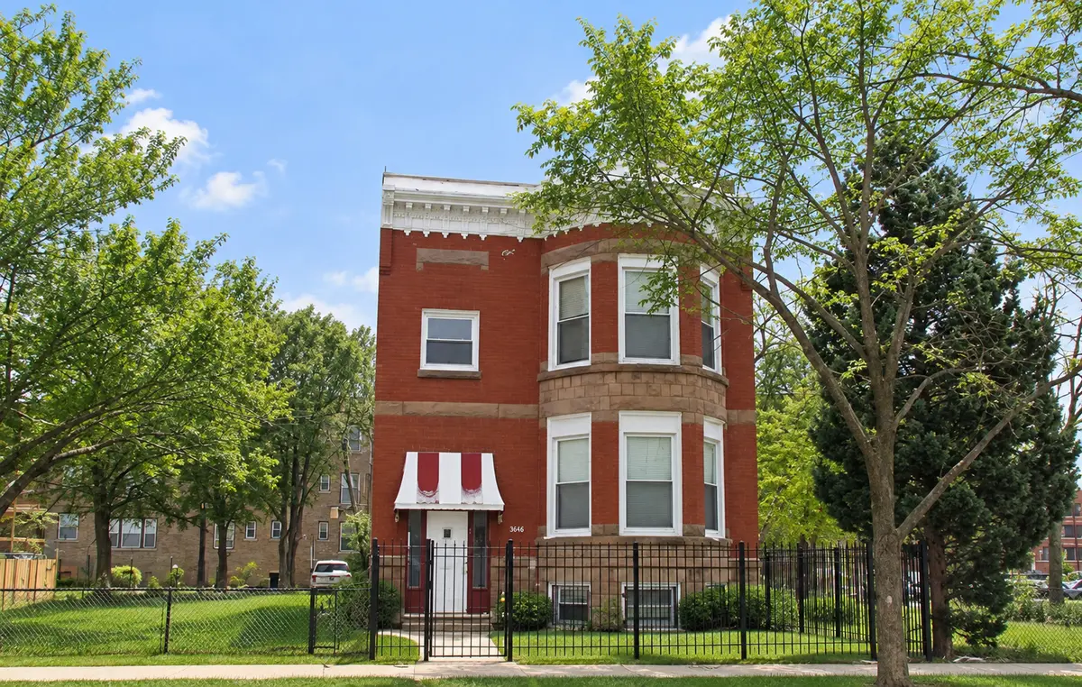5851 S Wabash AVE, Chicago, IL 60637