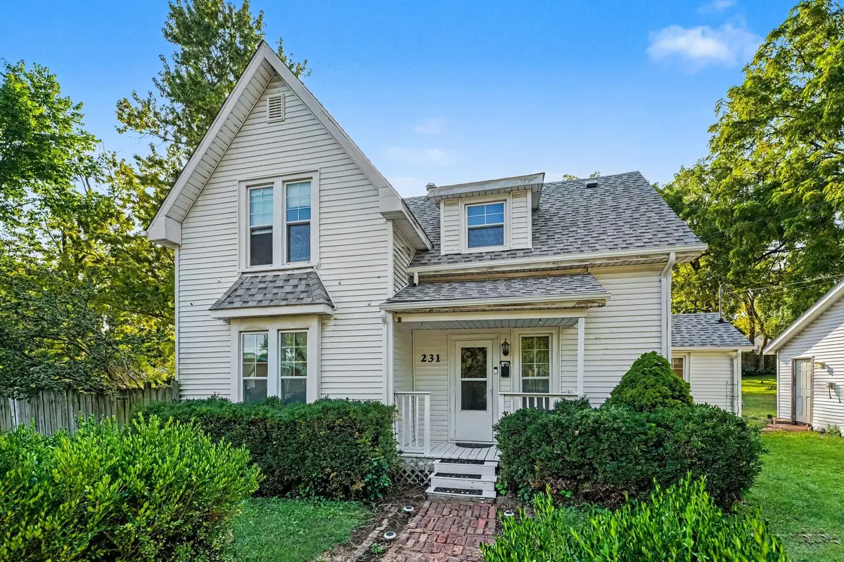 231 N Fremont ST, Lowell, IN 46356