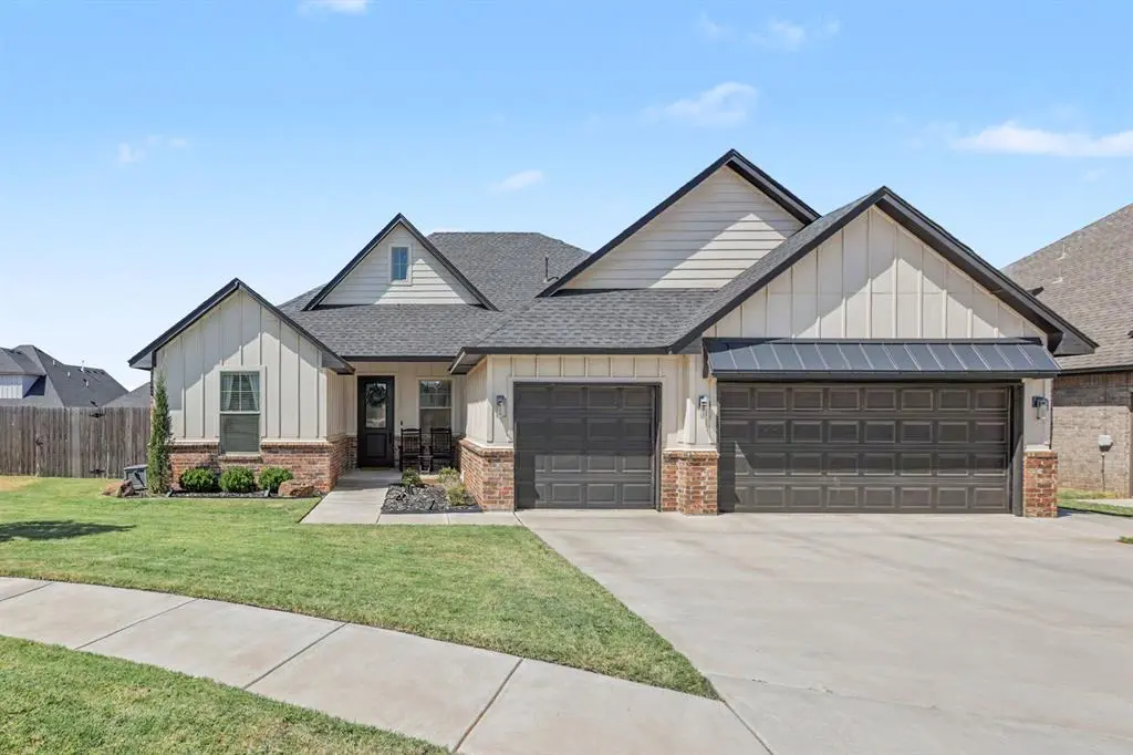 10701 Coeur CT, Yukon, OK 73099