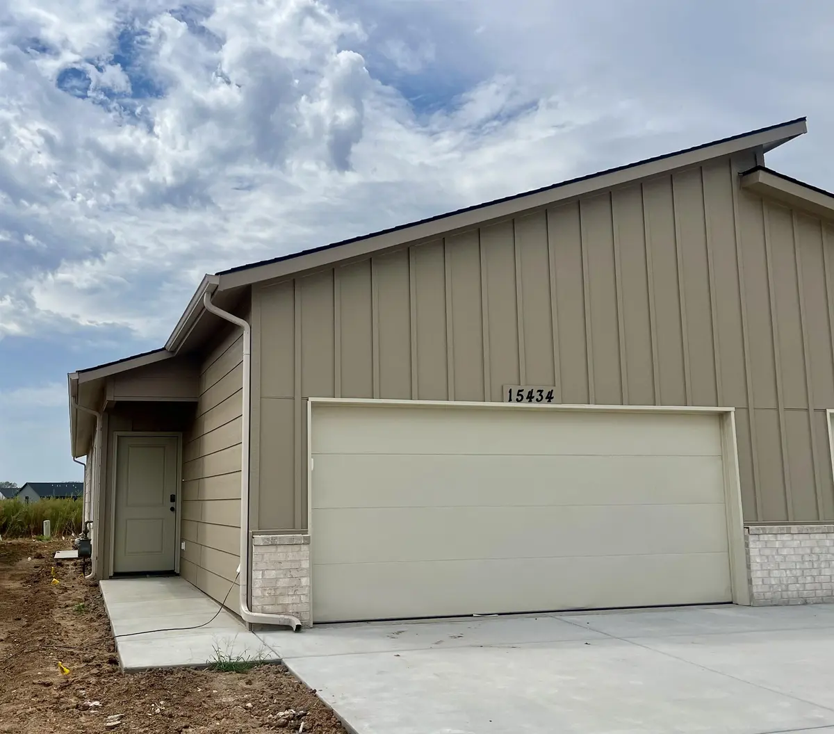 15434 W Josephine, Goddard, KS 67052