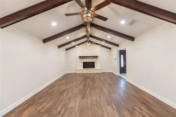 1394 S Pioneer Drive, Abilene, TX 79605