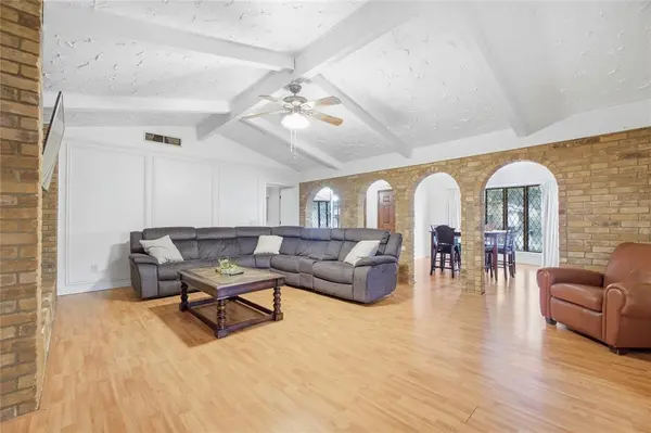 1320 Cheyenne Road, Lewisville, TX 75077