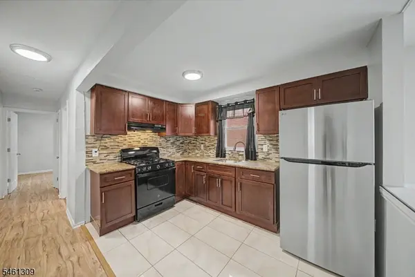 1019 Rivington St, Roselle Boro, NJ 07203