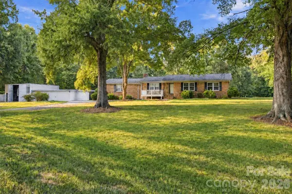 8304 Mccrory RD, Stokesdale, NC 27357