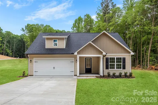 200 Knollwood CIR, Albemarle, NC 28001