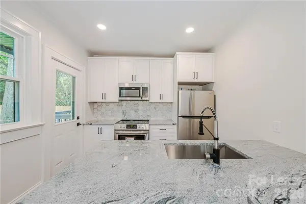 616 Oakland AVE #A, Charlotte, NC 28204