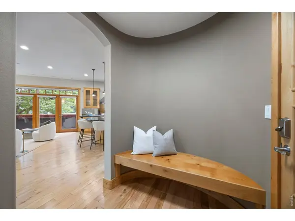 2034 Pearl #200, Boulder, CO 80302