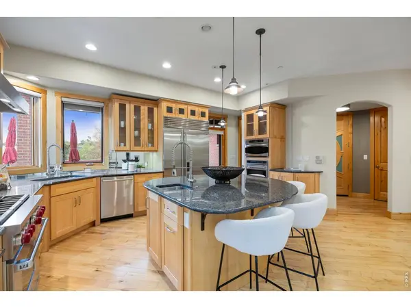 2034 Pearl #200, Boulder, CO 80302