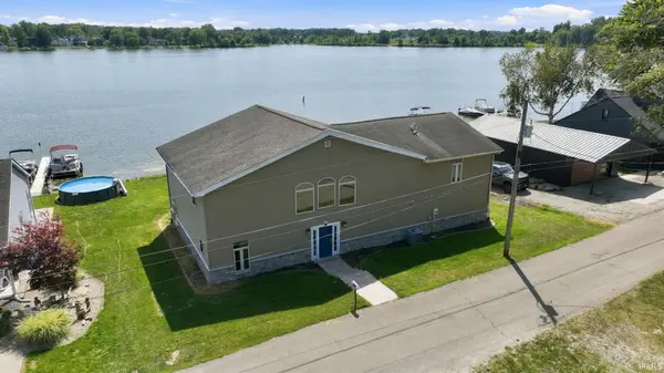 6530 E Mcguire RD, Churubusco, IN 46723