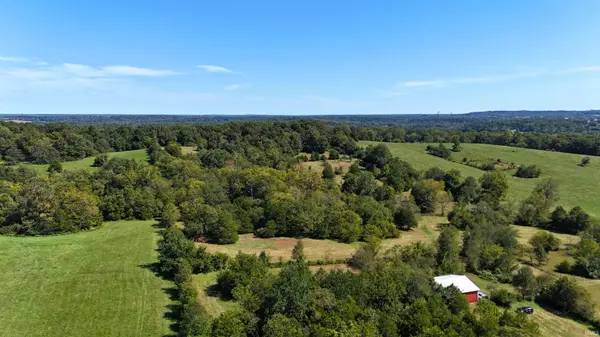 Twin Pond RD, Bedford, IN 47421
