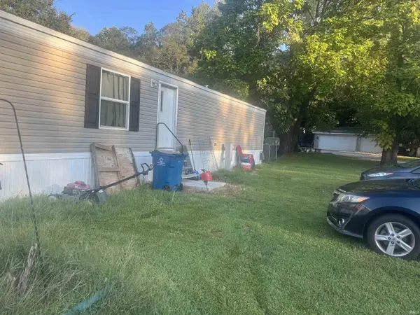 76 E Grissom AVE, Rockport, IN 47635