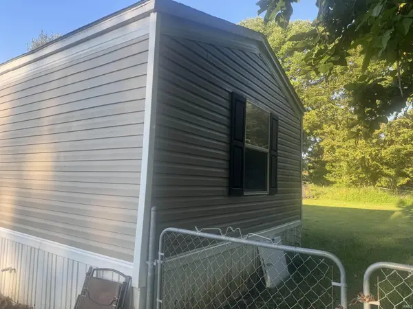 76 E Grissom AVE, Rockport, IN 47635