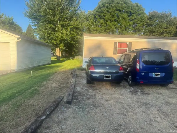 76 E Grissom AVE, Rockport, IN 47635