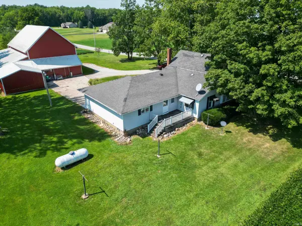 15144 County Road 50 ***, Syracuse, IN 46567