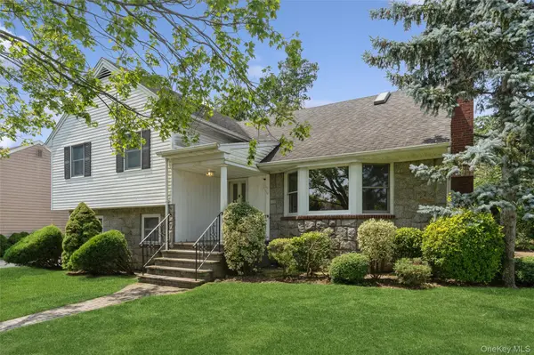 148 Lincoln ST, Garden City, NY 11530