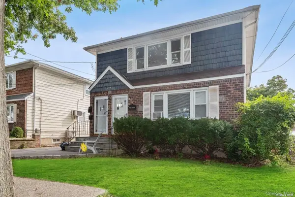 176 Nassau BLVD #1, Garden City South, NY 11530