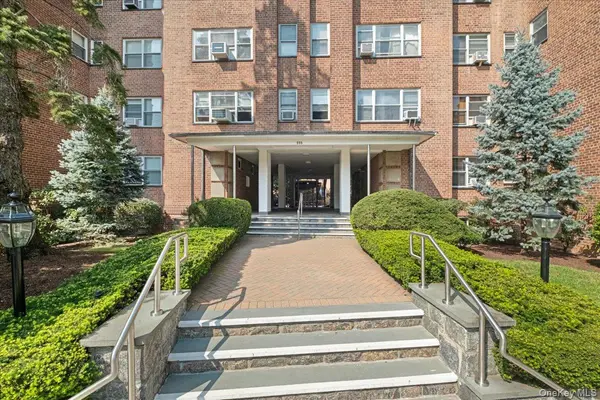 235 Garth RD #C4E, Scarsdale, NY 10583