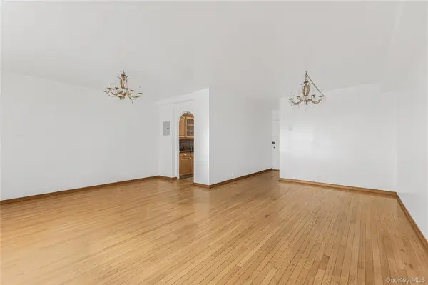 8 Fordham OVAL #16B, Bronx, NY 10468