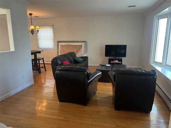 54 Alpine CT, Staten Island, NY 10310