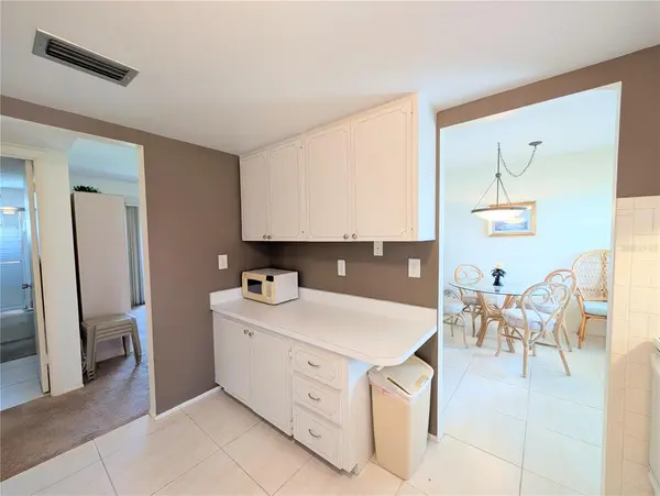 1865 SUNNY DR #G21, Bradenton, FL 34207