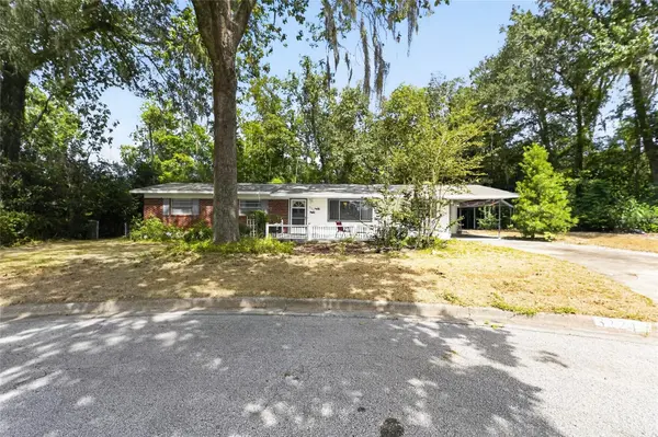 3224 NW 30TH PL, Gainesville, FL 32605