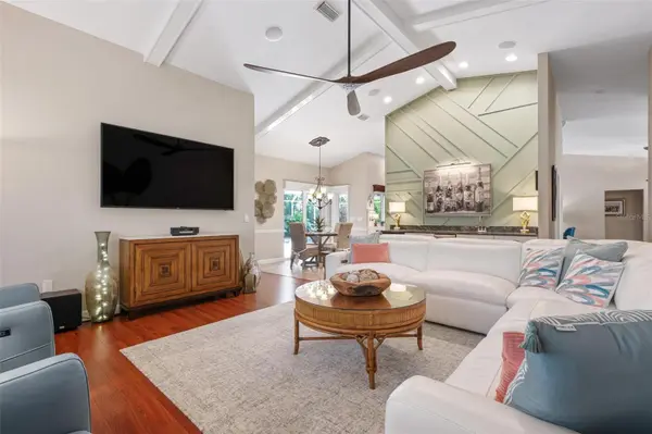 512 WARWICK DR, Venice, FL 34293