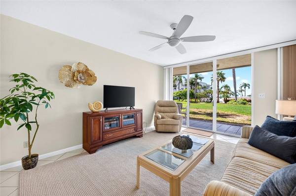 6021 BAHIA DEL MAR CIR #137, St Petersburg, FL, 33715 photo 12