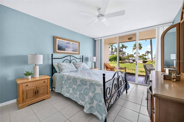6021 BAHIA DEL MAR CIR #137, St Petersburg, FL, 33715 photo 18