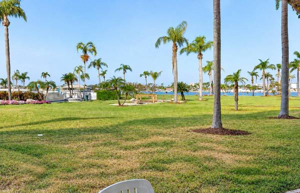 6021 BAHIA DEL MAR CIR #137, St Petersburg, FL, 33715 photo 15