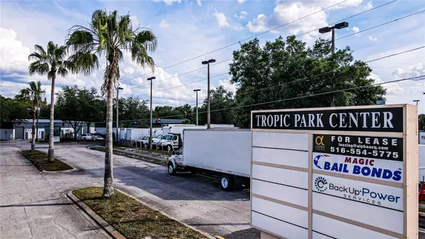 1542 TROPIC PARK DR, Sanford, FL 32773