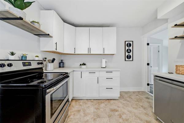 4105 18TH AVE S, St Petersburg, FL, 33711 photo 11