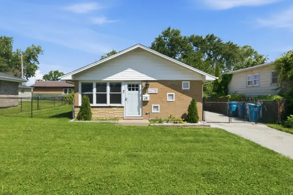 4228 W 127th ST, Alsip, IL 60803