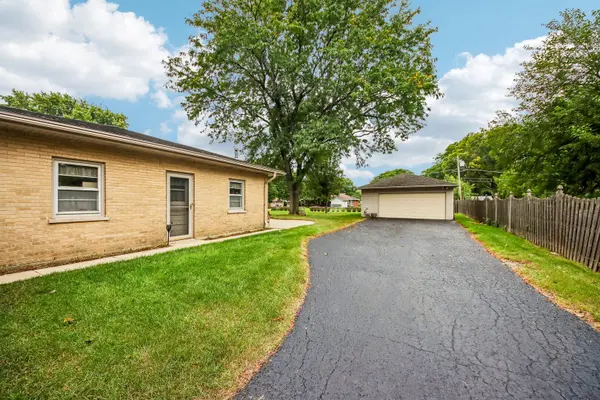 6N520 Andrene LN, Itasca, IL 60143
