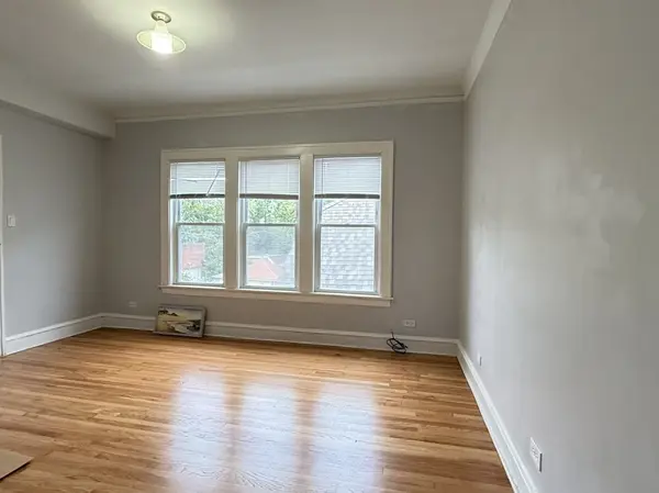 4608 N Kenton AVE #2, Chicago, IL 60630