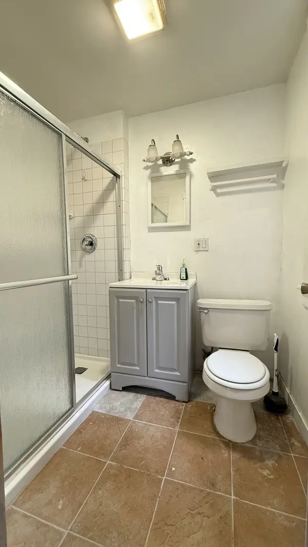 4608 N Kenton AVE #2, Chicago, IL 60630