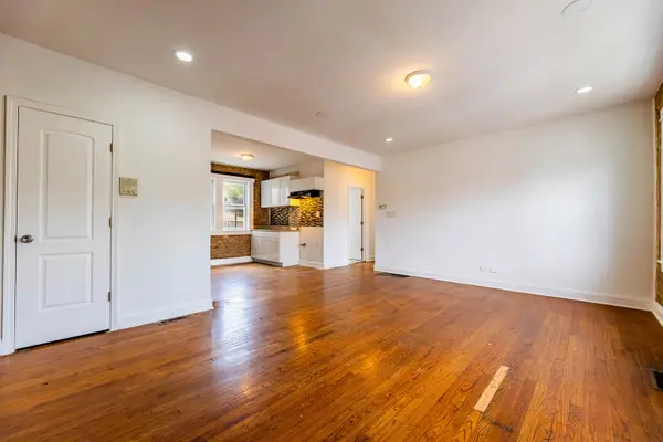 1633 W 76th ST #1W, Chicago, IL 60620