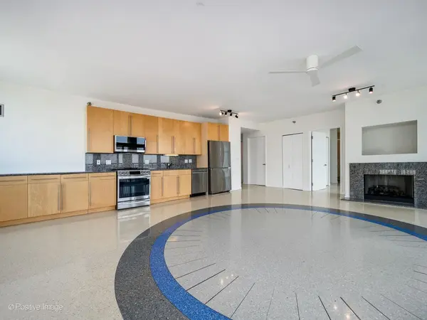 701 S Wells ST #3306, Chicago, IL 60607