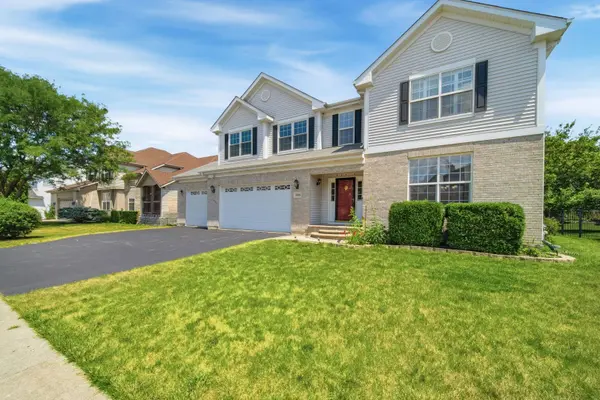 37061 N Bonnie Brae RD, Lake Villa, IL 60046
