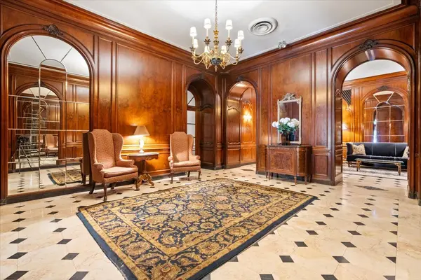 2000 N Lincoln Park West #1214, Chicago, IL 60614